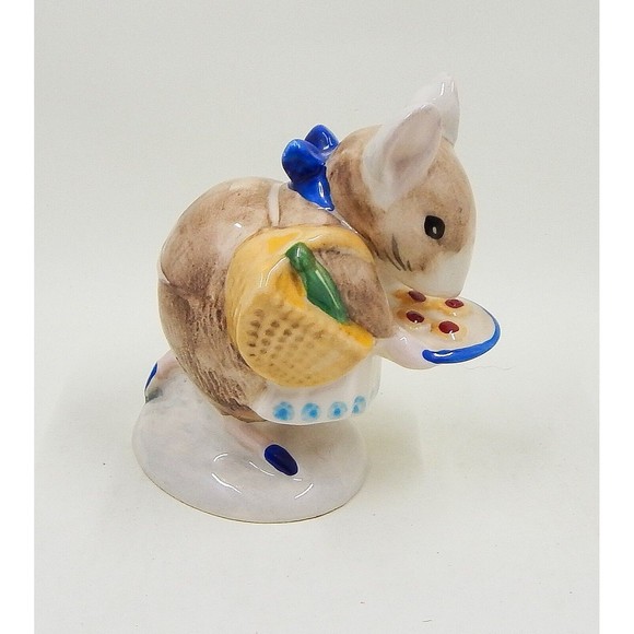 Beatrix Potter Apply Dapply Beswick Porcelain Mouse Basket Treats - Picture 4 of 7